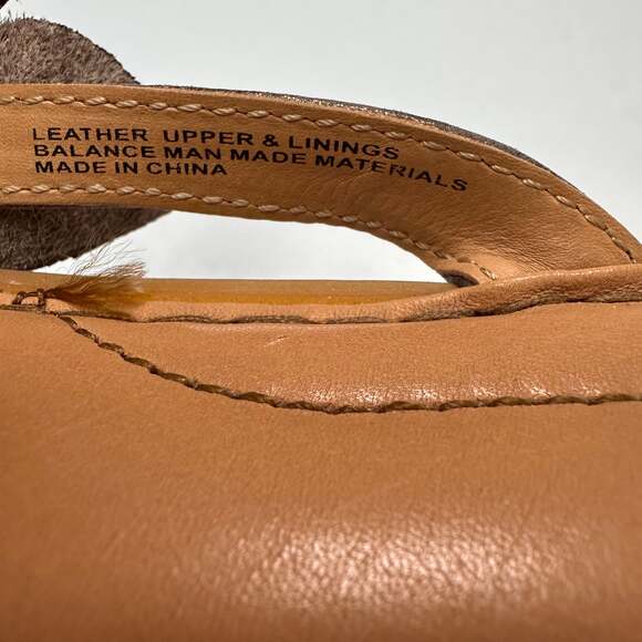 Born - Picture 8 of 9